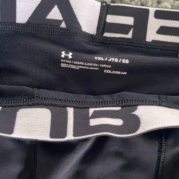 Under Armour Leggings with UA White Logo - Picture 2 of 4